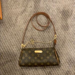 💯 Authentic Louis Vuitton Eva